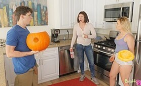 Bratty Sis - S3E11 - Pumpkin Fuck